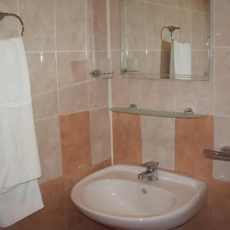 Vanessa Family Ravda