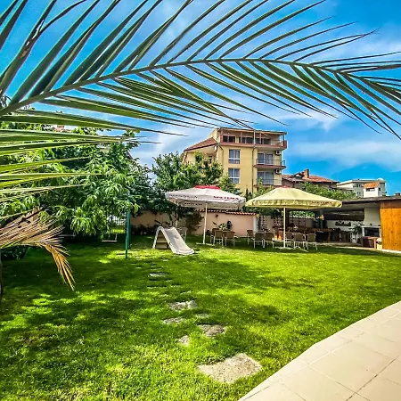 Vanessa Family Hotel